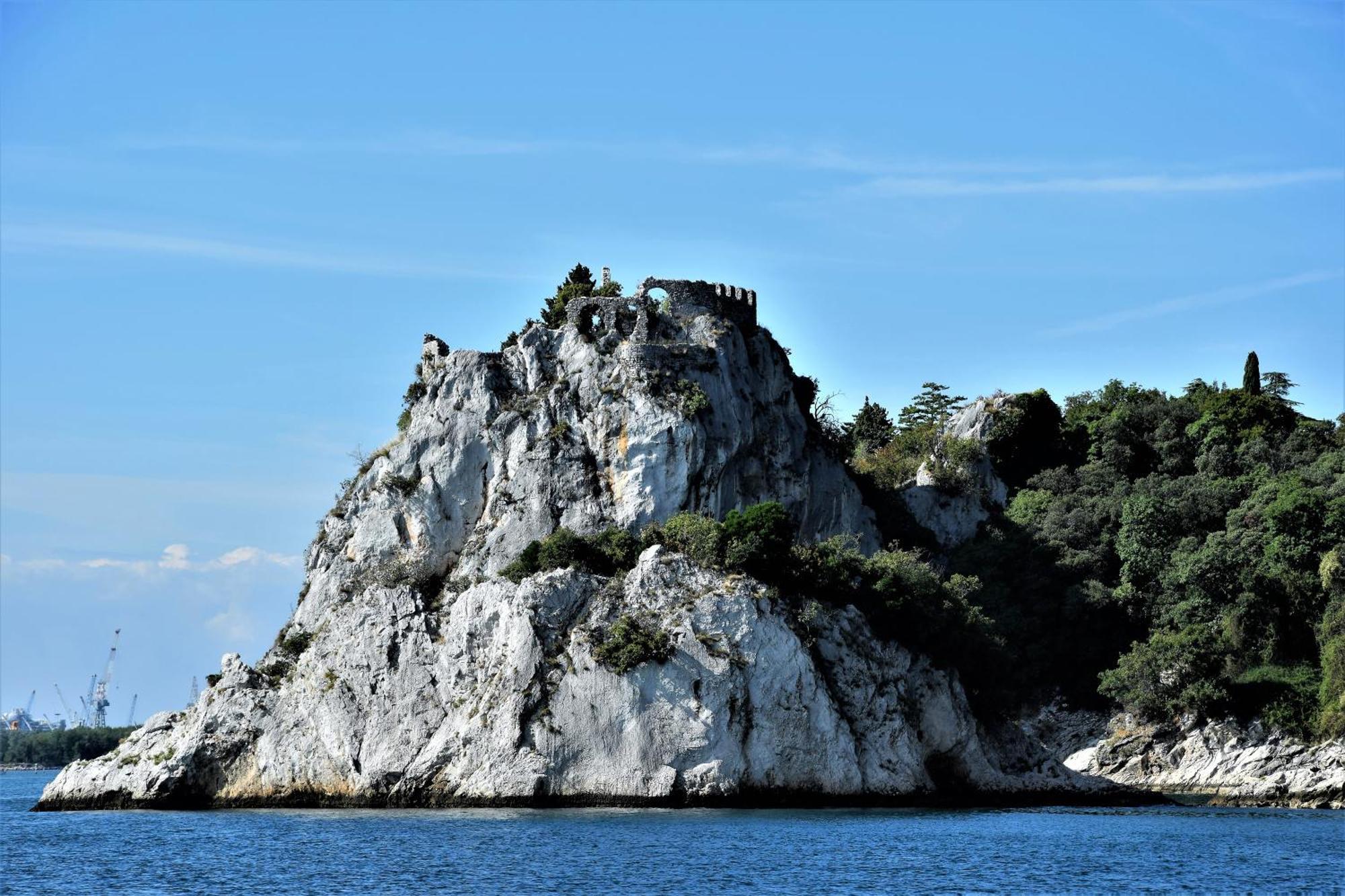 B&B Porto Del Bivio Duino Exteriör bild